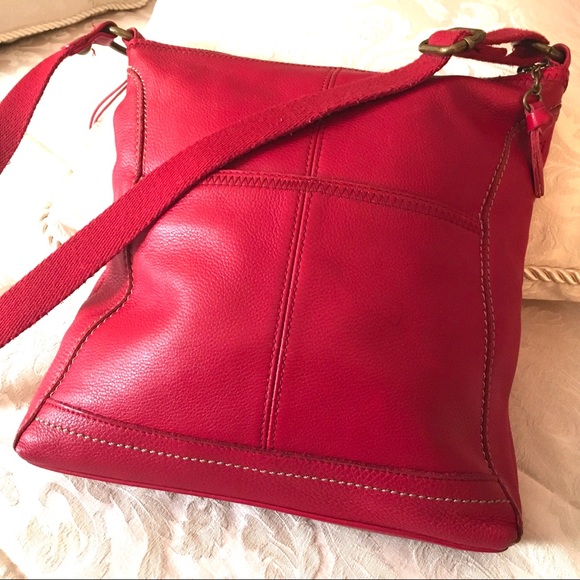 The Sak Iris Crossbody - Picture 4 of 11
